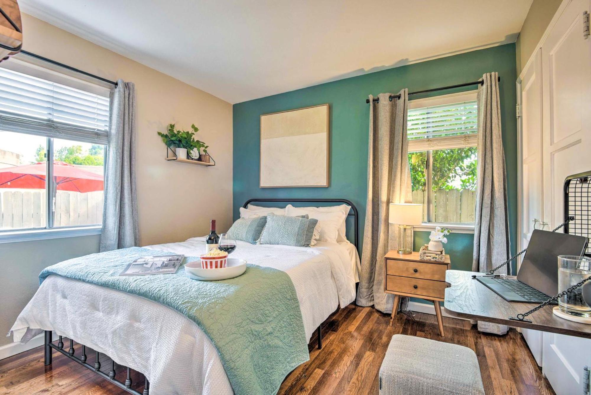 Stylish And Modern Burbank Gem With Private Yard! Villa Buitenkant foto