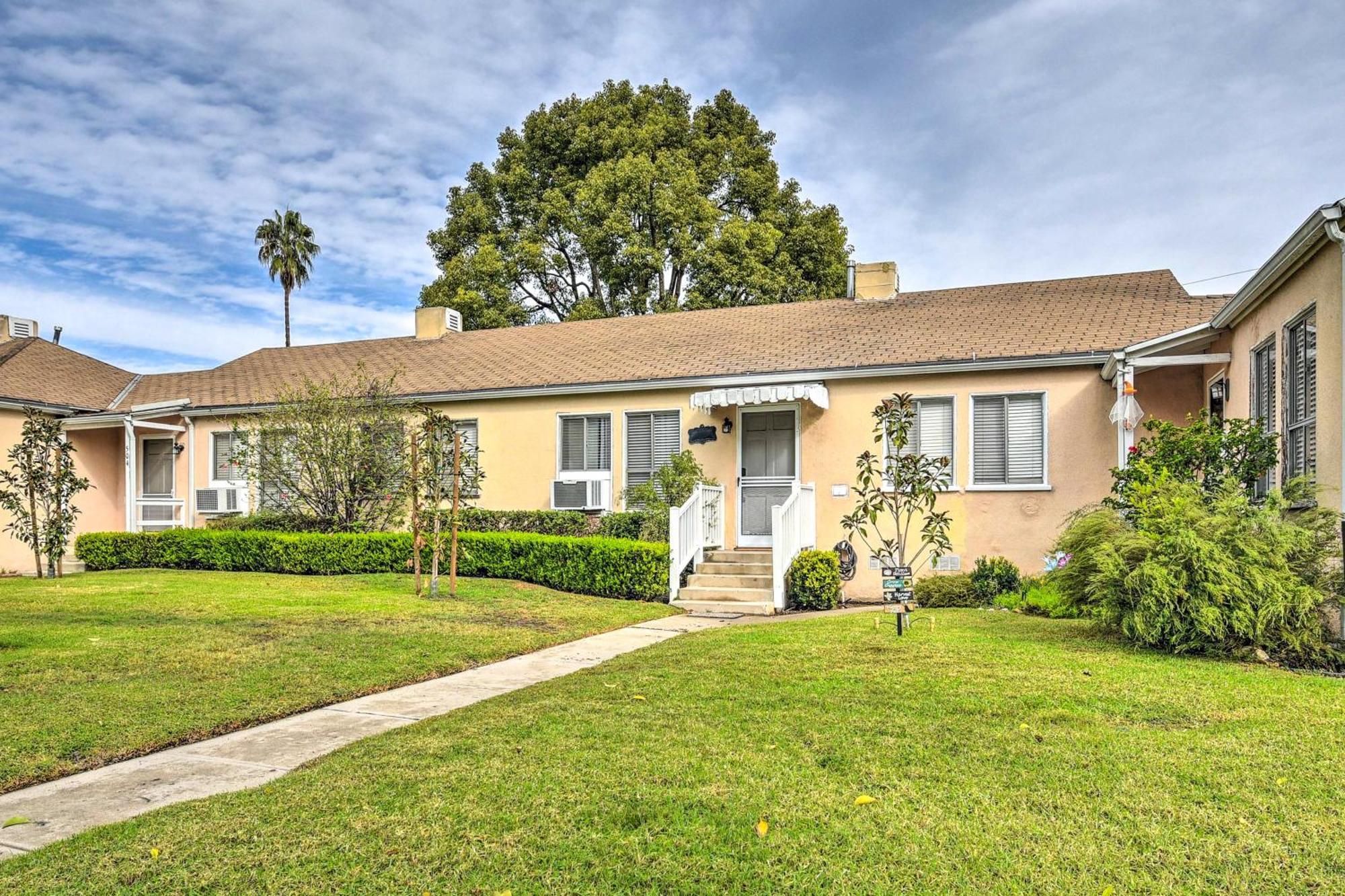 Stylish And Modern Burbank Gem With Private Yard! Villa Buitenkant foto